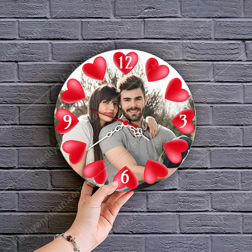 Çiftlere Özel Kalpli Resimli Saat