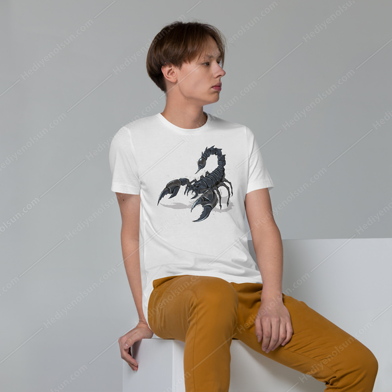 Akrep Baskılı T Shirt