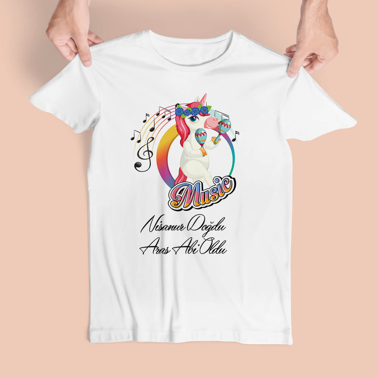 Unicorn Görselli Abi Oldu Abla Oldu Tişört Tasarımı, miniklerin tarzlarını ve karakterlerini yansıtarak onların mutluluğuna katkıda bulunacak eşsiz bir üründür. Hemen şimdi sipariş verin ve onların tarzını sihirli bir dokunuşla renklendirin!