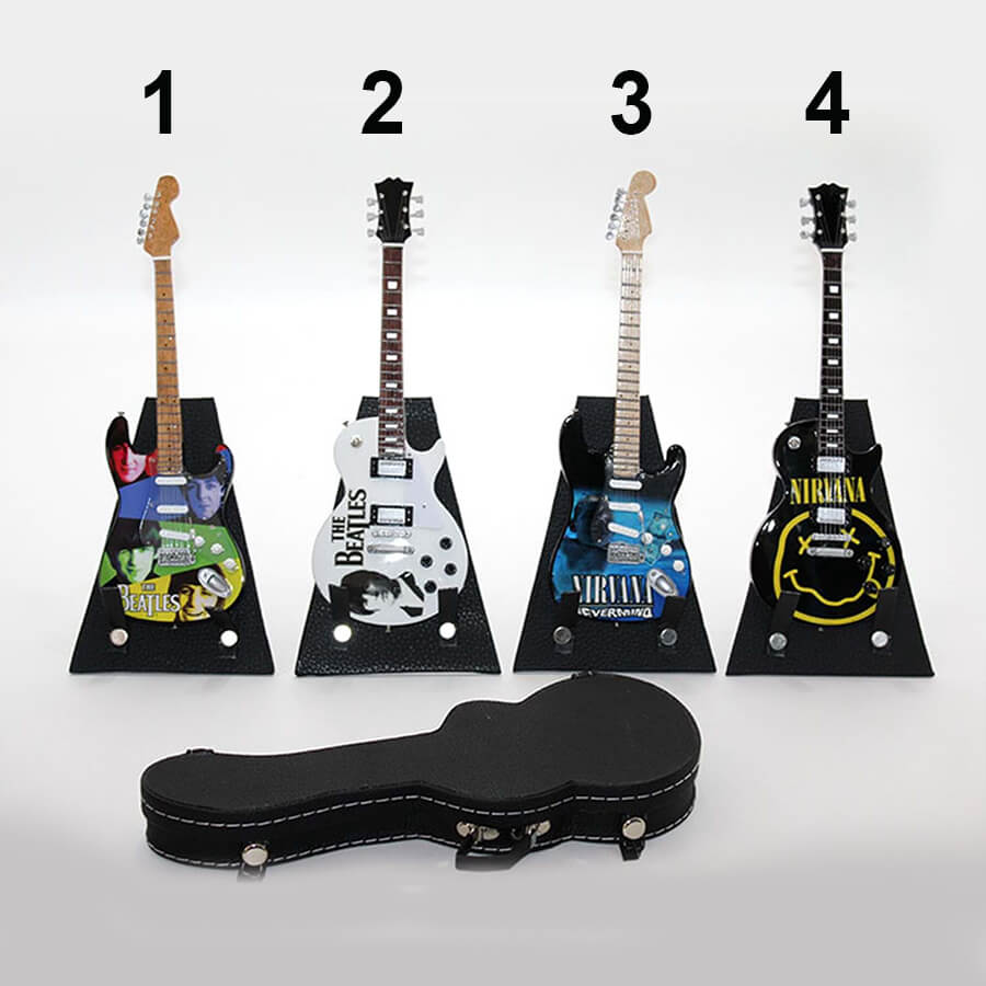 Dekoratif çantalı gitar yahya-5 estetik tasarımı ve müzikal detaylarıyla ev ve ofis dekorasyonunuza zarif bir dokunuş katacak dekoratif bir üründür. 30x11 cm ölçüleriyle kompakt bir yapıya sahip olan bu gitar, taşınabilirliği ve şıklığıyla her mekana uyum sağlar. Hem görsel hem de anlamlı bir obje olarak müzikseverlerin koleksiyonlarına değerli bir parça ekler.